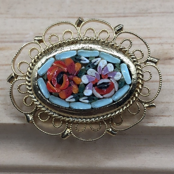 Vintage  Micro Mosaic Oval Floral Flower Brooch Gold Tone Artisan Work - Picture 2 of 5